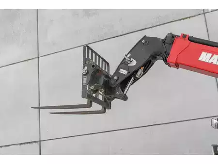 Teleskoplæsser (fast) 2019  Manitou MT 1135 (8)