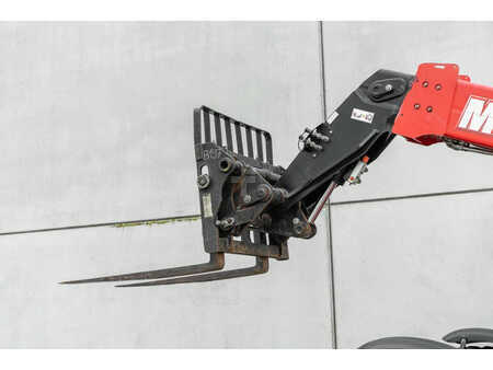 Telescopic forklift rigid 2019  Manitou MT 732 (8)