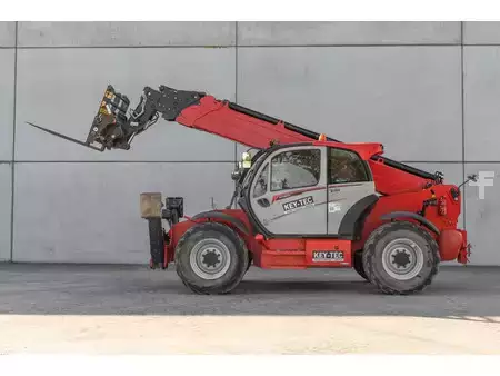 Verreikers (vast) 2022  Manitou MT 1840 (4)
