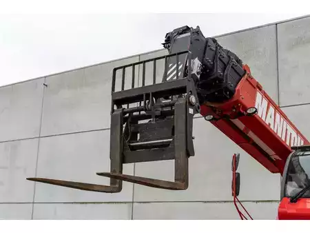 Teleskopstapler-Starr 2016  Manitou MRT 3255 (8)