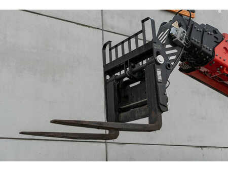 Wózki teleskopowe sztywne 2016  Manitou MRT 2150 Plus (8)