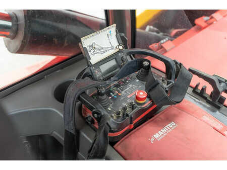 74312_C108-22.jpg?v=1765878140