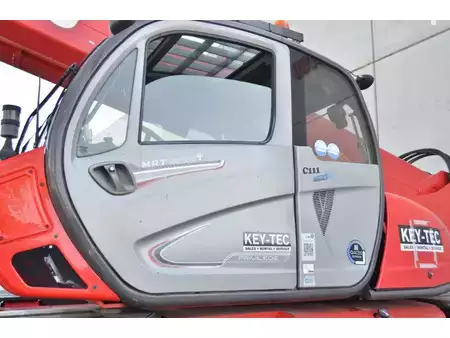 Teleskoplæsser (fast) 2019  Manitou MRT 2550 (16)