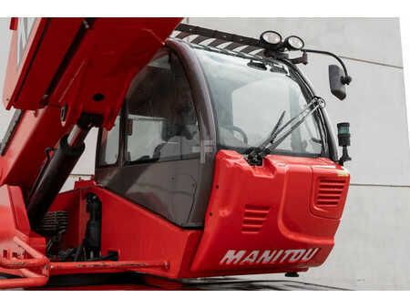 Teleskoptruck fast bom 2018  Manitou MRT 3050+ (13)