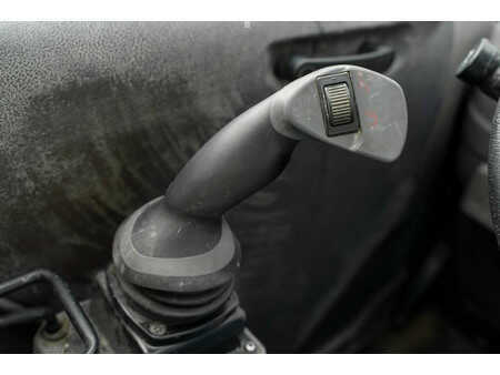 Teleskoptruck fast bom 2018  Manitou MRT 3050+ (22)