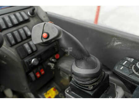 Teleskoptruck fast bom 2018  Manitou MRT 3050+ (23)