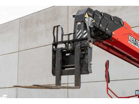 Teleskoptruck fast bom 2018  Manitou MRT 3050+ (8)