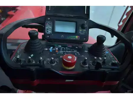 Verreikers (vast) 2019  Manitou MRT 2550 (13)
