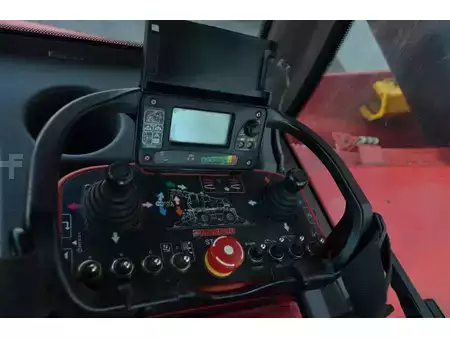 Verreikers (vast) 2019  Manitou MRT 2550 (13)