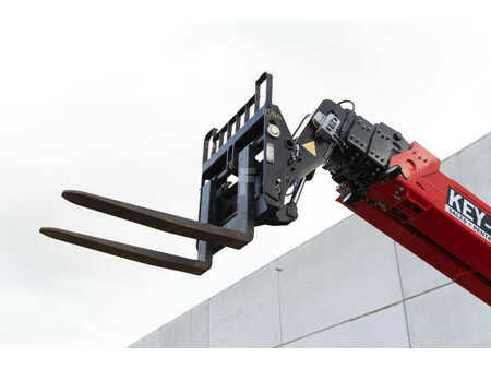 Wózki teleskopowe sztywne 2021  Manitou MRT 2150 Plus Privilege (9)