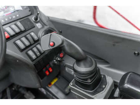 Wózki teleskopowe sztywne 2021  Manitou MRT 2550 (20)