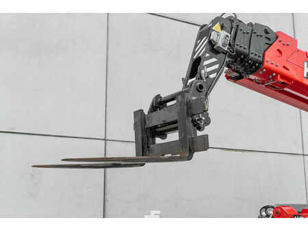 Wózki teleskopowe sztywne 2021  Manitou MRT 2550 (9)