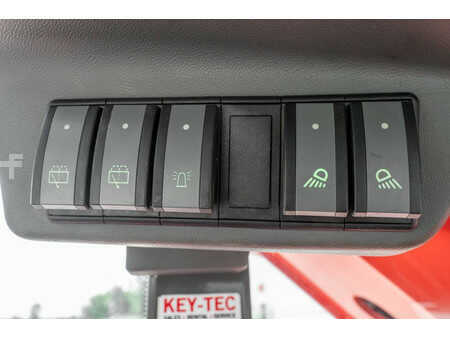 Wózki teleskopowe sztywne 2021  Manitou MRT 2550 (17)