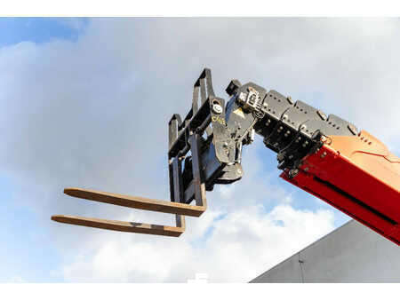 Wózki teleskopowe sztywne 2021  Manitou MRT 3050+ (7)