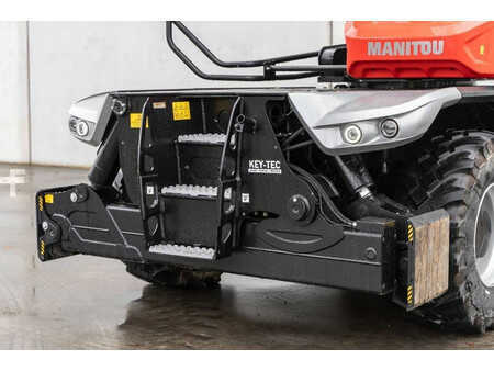 Wózki teleskopowe sztywne 2023  Manitou MRT 2260 (10)