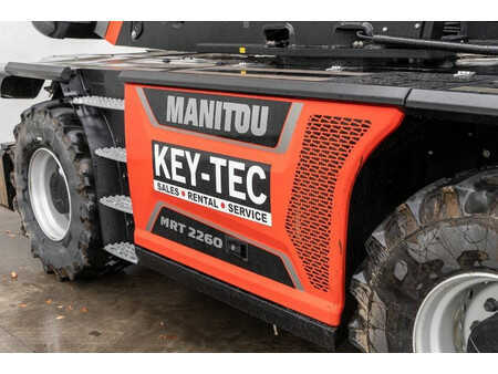 Wózki teleskopowe sztywne 2023  Manitou MRT 2260 (14)