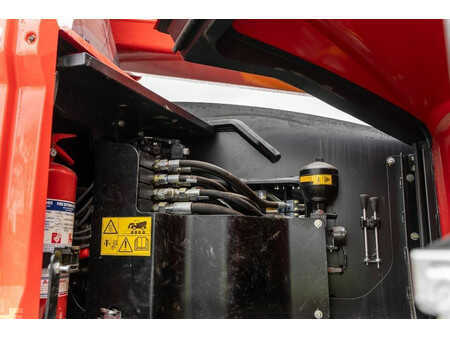 Wózki teleskopowe sztywne 2023  Manitou MRT 2260 (16)