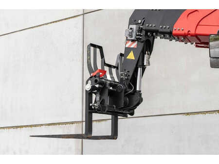 Wózki teleskopowe sztywne 2023  Manitou MRT 2260 (9)