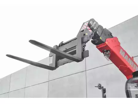 Sollevatori telescopici rigidi 2024  Manitou MRT 1845 (8)