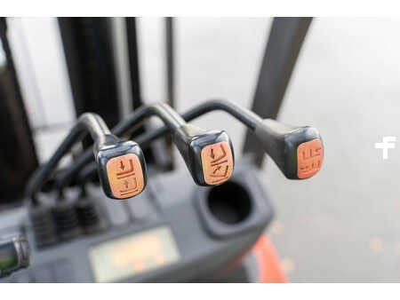 Wózki widłowe diesel 2017  Manitou MI 30 D (12)