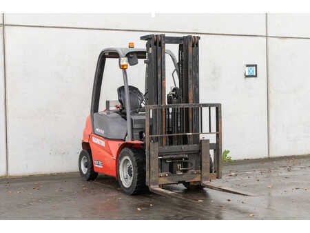 Wózki widłowe diesel 2017  Manitou MI 30 D (3)