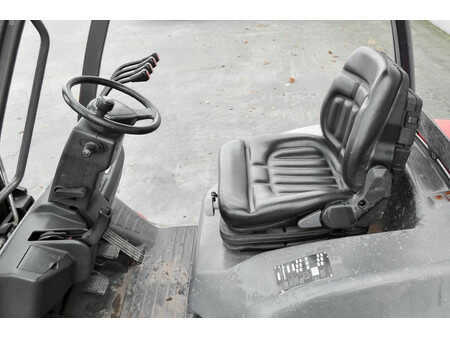 Wózki widłowe diesel 2017  Manitou MI 30 D (10)