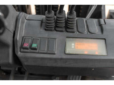 Wózki widłowe diesel 2018  Manitou MI 35 D (15)