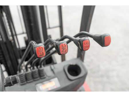 Wózki widłowe diesel 2017  Manitou MI 30 D (14)