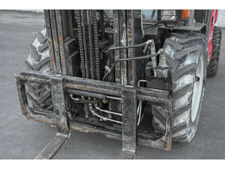 Terénní vysokozdvižný vozík 2019  Manitou MH 25-4 (8)