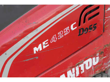 Chariots électriques à 4 roues 2017  Manitou ME 425 (12)