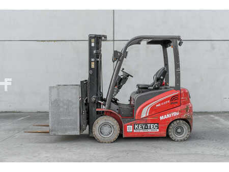 Chariots électriques à 4 roues 2017  Manitou ME 425 (4)