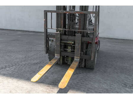 Wózki widłowe diesel 2018  Manitou MI 30 D (8)