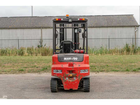 Chariots électriques à 4 roues 2019  Manitou ME 435 (6)