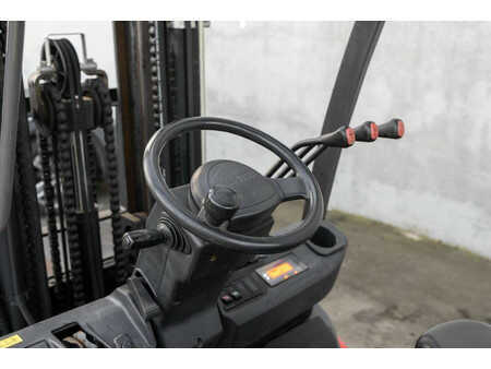 Carrelli elevatori diesel 2019  Manitou MI 25 D (11)