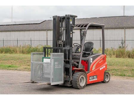 Chariots électriques à 4 roues 2019  Manitou ME 435 (1)