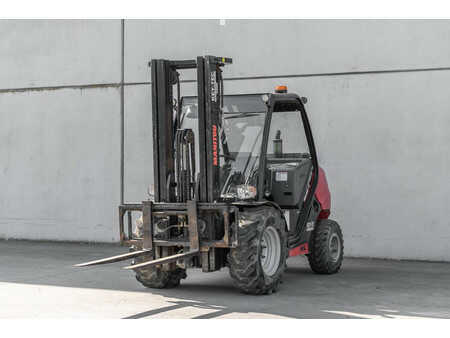 Carrelli elevatori diesel 2020  Manitou MC 25-4 (1)