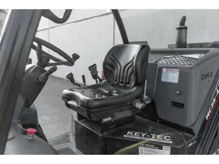 Carrelli elevatori diesel 2020  Manitou MC 25-4 (12)