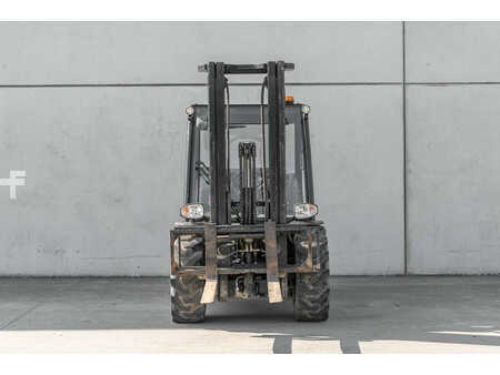 Carrelli elevatori diesel 2020  Manitou MC 25-4 (2)