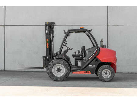 Carrelli elevatori diesel 2020  Manitou MC 25-4 (4)