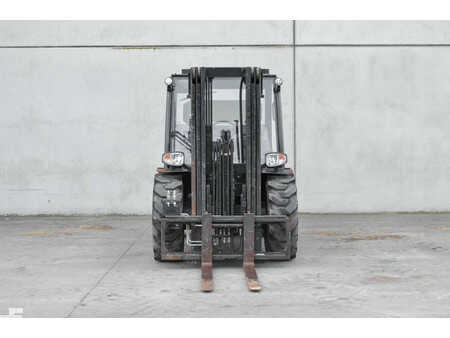 Carrelli elevatori diesel 2020  Manitou MC 25-4 D (2)