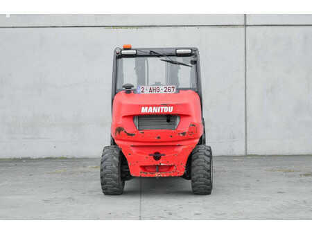 Carrelli elevatori diesel 2020  Manitou MC 25-4 D (6)