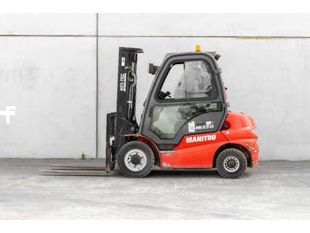 Carrelli elevatori diesel 2020  Manitou MI 25 D (4)