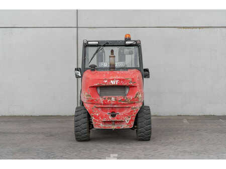 Dieseltrukki 2021  Manitou MC 30-4 (6)