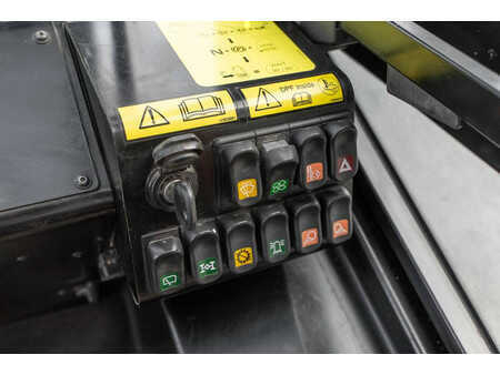 Wózki widłowe diesel 2021  Manitou M 50-4 (19)