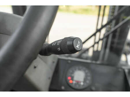 Wózki widłowe diesel 2021  Manitou M 50-4 (24)