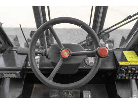 Carrelli elevatori diesel 2022  Manitou M 30-4 (19)