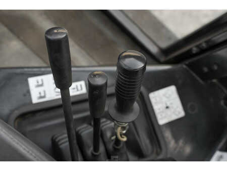 Carrelli elevatori diesel 2022  Manitou M 30-4 (22)