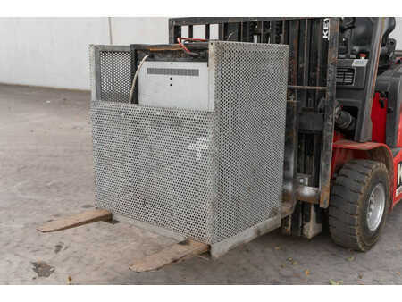 Chariots électriques à 4 roues 2022  Manitou ME 430 (8)