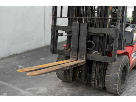 Wózki widłowe diesel 2022  Manitou MI 30 D (9)