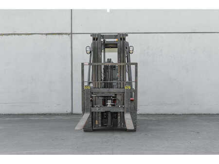 Wózki widłowe diesel 2022  Manitou MI 30 D (2)